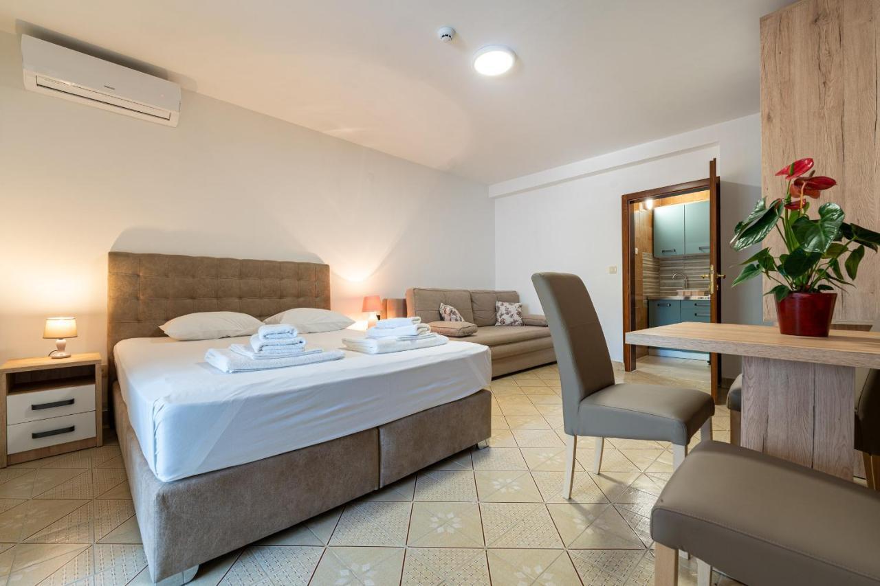 Marea 2 Apartment Budva